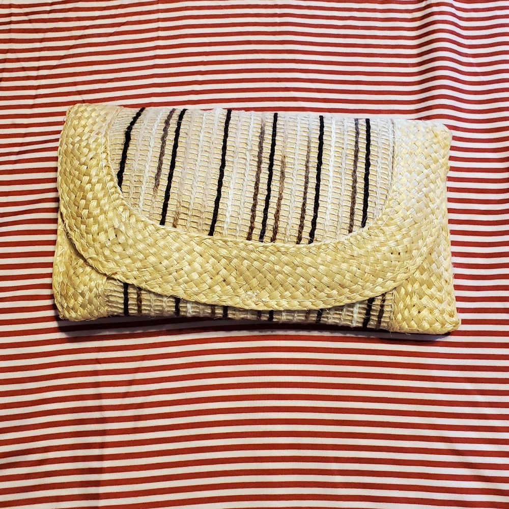 Vintage Straw & Yarn Clutch